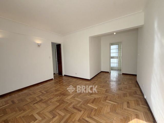 BILLINGHURST al 1700 Piso 10 3