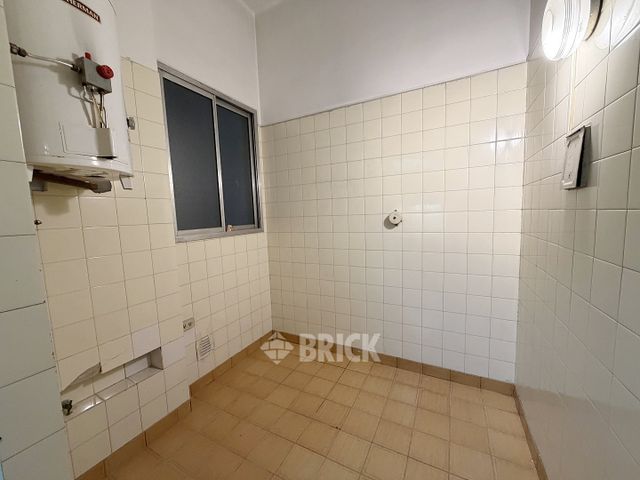 RODRIGUEZ PEÑA al 1300 Piso 1 24