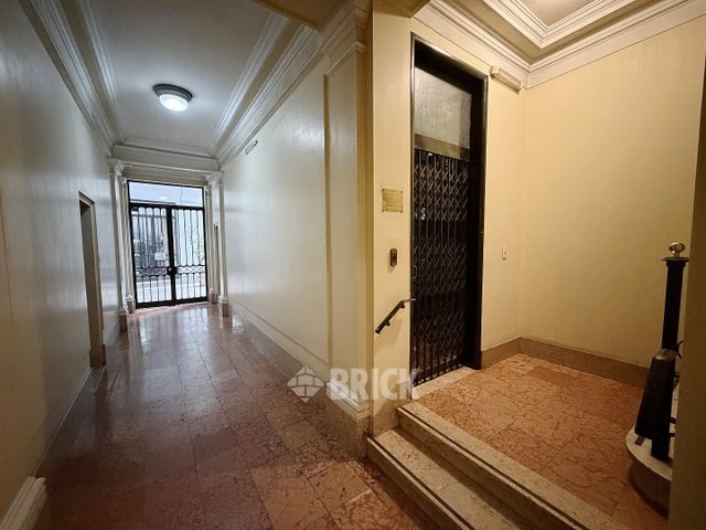 RODRIGUEZ PEÑA al 1300 Piso 1 27