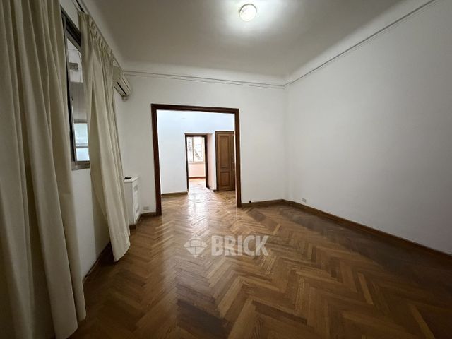 RODRIGUEZ PEÑA al 1300 Piso 1 3