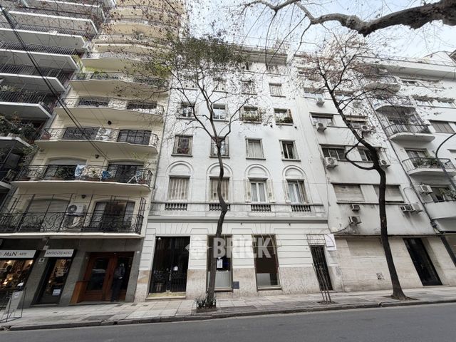 RODRIGUEZ PEÑA al 1300 Piso 1 30
