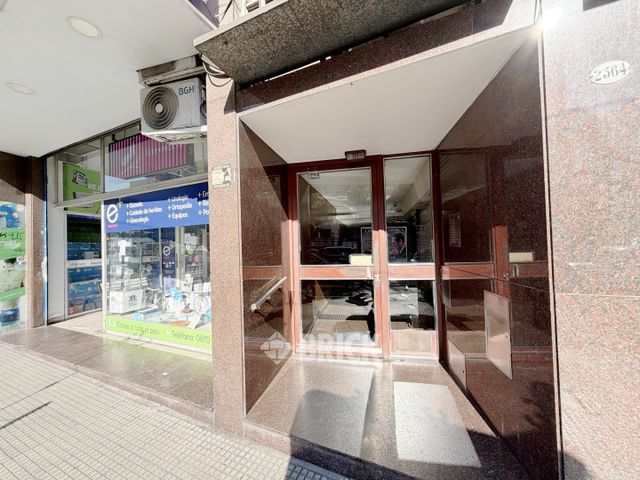 CORDOBA, AV. al 2300 Piso 11 28