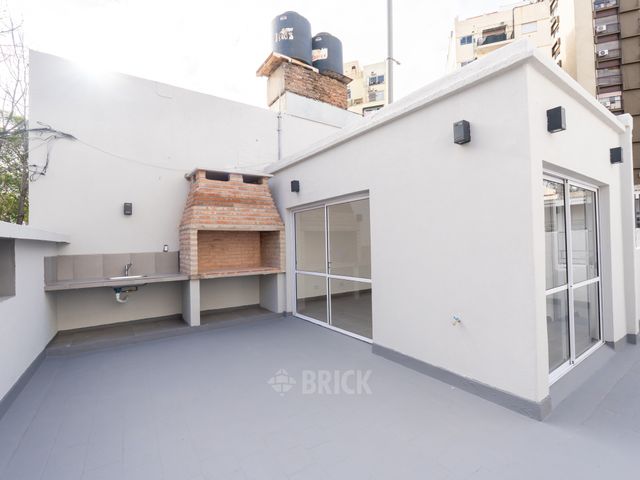 ESPINOSA al 1500 Piso PB 17