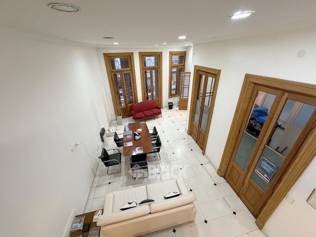 ECUADOR al 1200 Piso 1 17