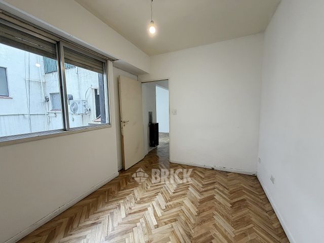 CHARCAS al 3100 Piso 8 19