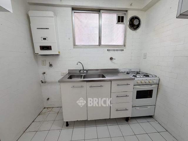 CHARCAS al 3100 Piso 8 21