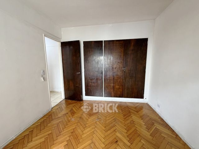 TUCUMAN al 2200 Piso 5 12