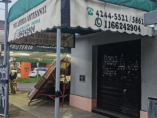 CERRITO al 900 6