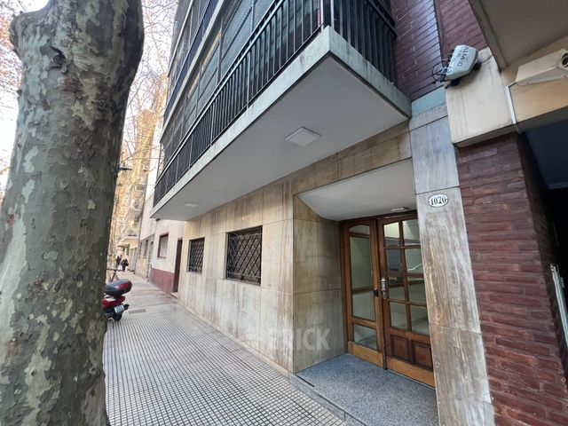 COLOMBRES al 1000 Piso 4 18