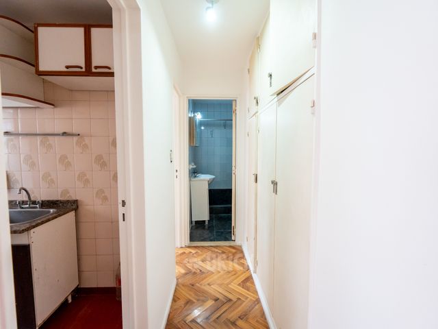 AVELLANEDA, AV. al 1800 Piso 13 6