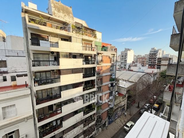 JUNIN al 600 Piso 6 6