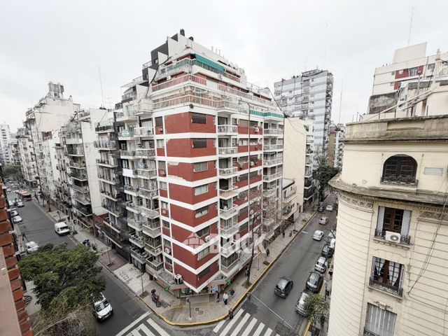 PARAGUAY al 2300 Piso 7 17