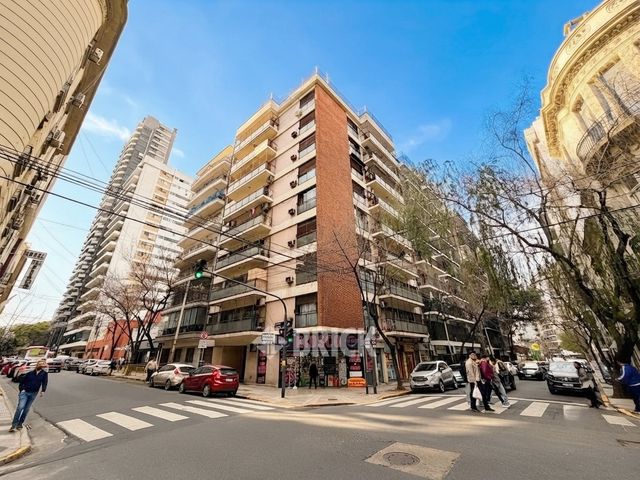 PARAGUAY al 2300 Piso 7 37