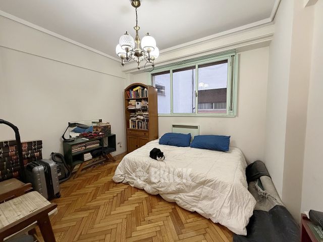 MONTES DE OCA, AV. al 400 Piso 2 18