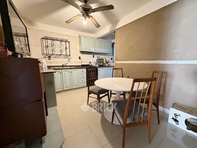 MONTES DE OCA, AV. al 400 Piso 2 21