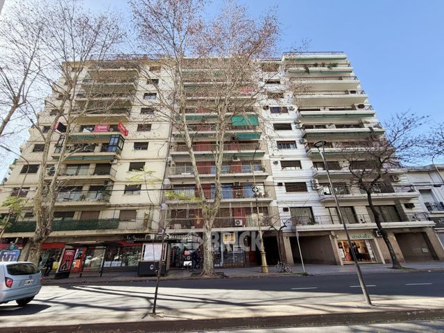 MONTES DE OCA, AV. al 400 Piso 2 33