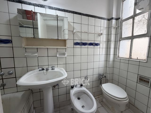 CORRIENTES, AV. al 1200 Piso 4 9