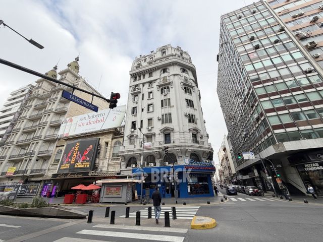 CORRIENTES, AV. al 1200 Piso 4 18