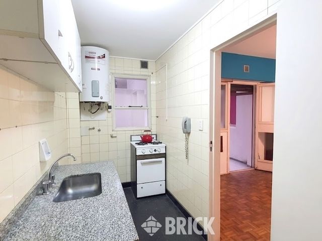 ALVEAR, MARCELO T. DE al 1900 Piso 1 14