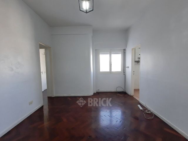 TUCUMAN al 2600 Piso 5 1