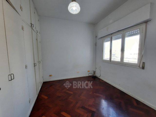 TUCUMAN al 2600 Piso 5 10