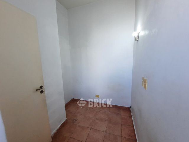 TUCUMAN al 2600 Piso 5 20