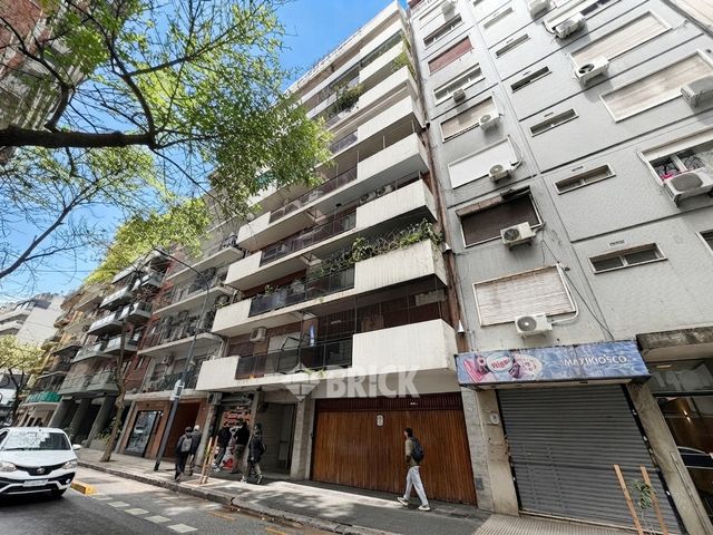 ECUADOR al 1400 Piso 7 29