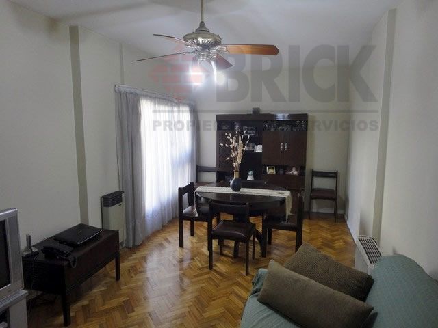SANTIAGO DEL ESTERO al 1300 Piso 1 2