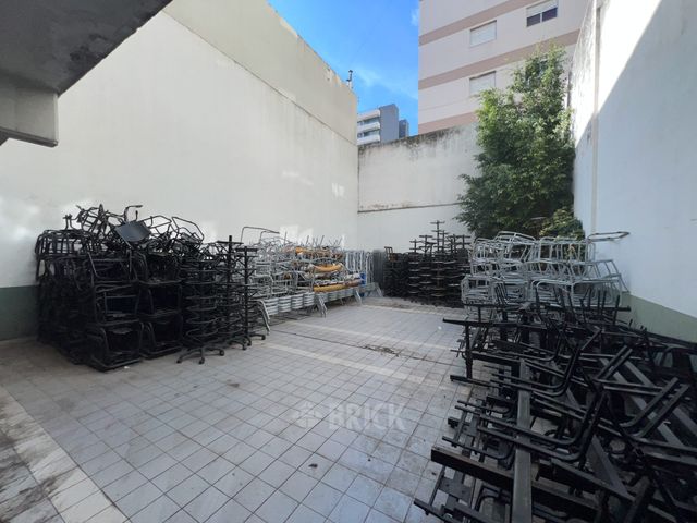 CASTRO BARROS, AV. al 0 33