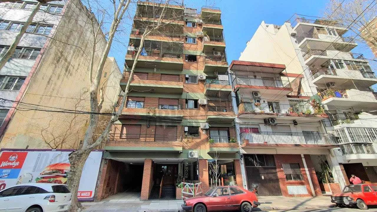 BLANCO ENCALADA al 2900 Piso 2 22
