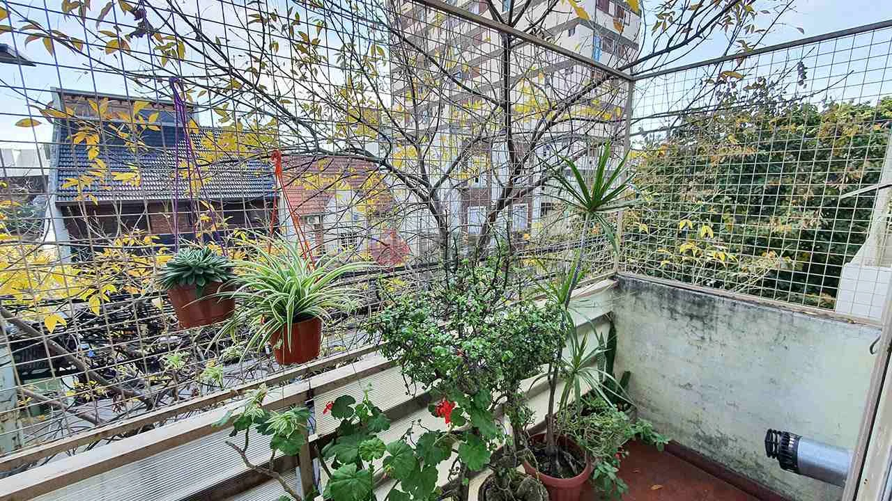 ARANGUREN, JUAN F., DR. al 1200 Piso 2 5