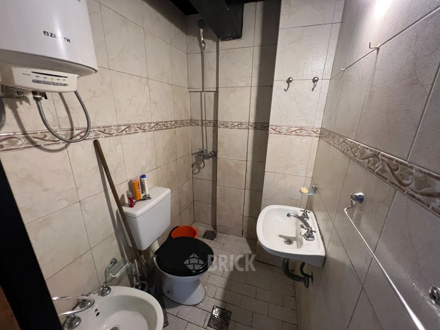 ARTIGAS, JOSE GERVASIO, GRAL. al 2900 Piso 6 7