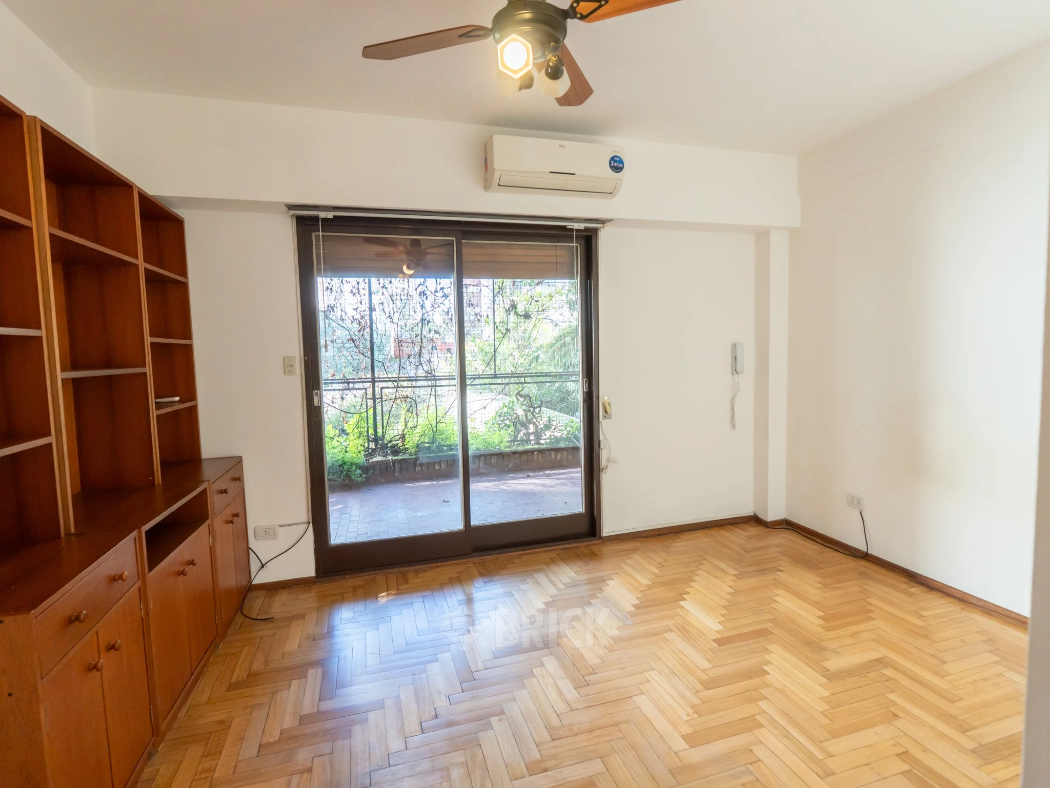 REPETTO, NICOLAS, DR. al 400 Piso 1° Y 2° 20