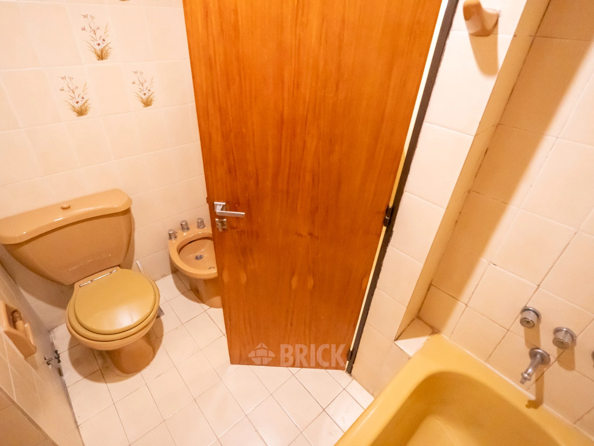 REPETTO, NICOLAS, DR. al 400 Piso 1° Y 2° 37