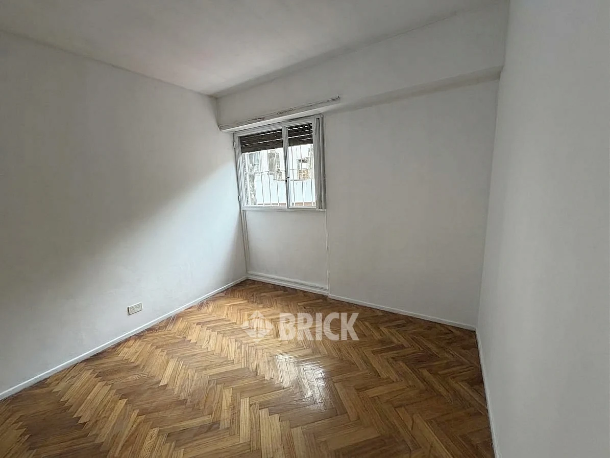 PARAGUAY al 2500 Piso 1 8