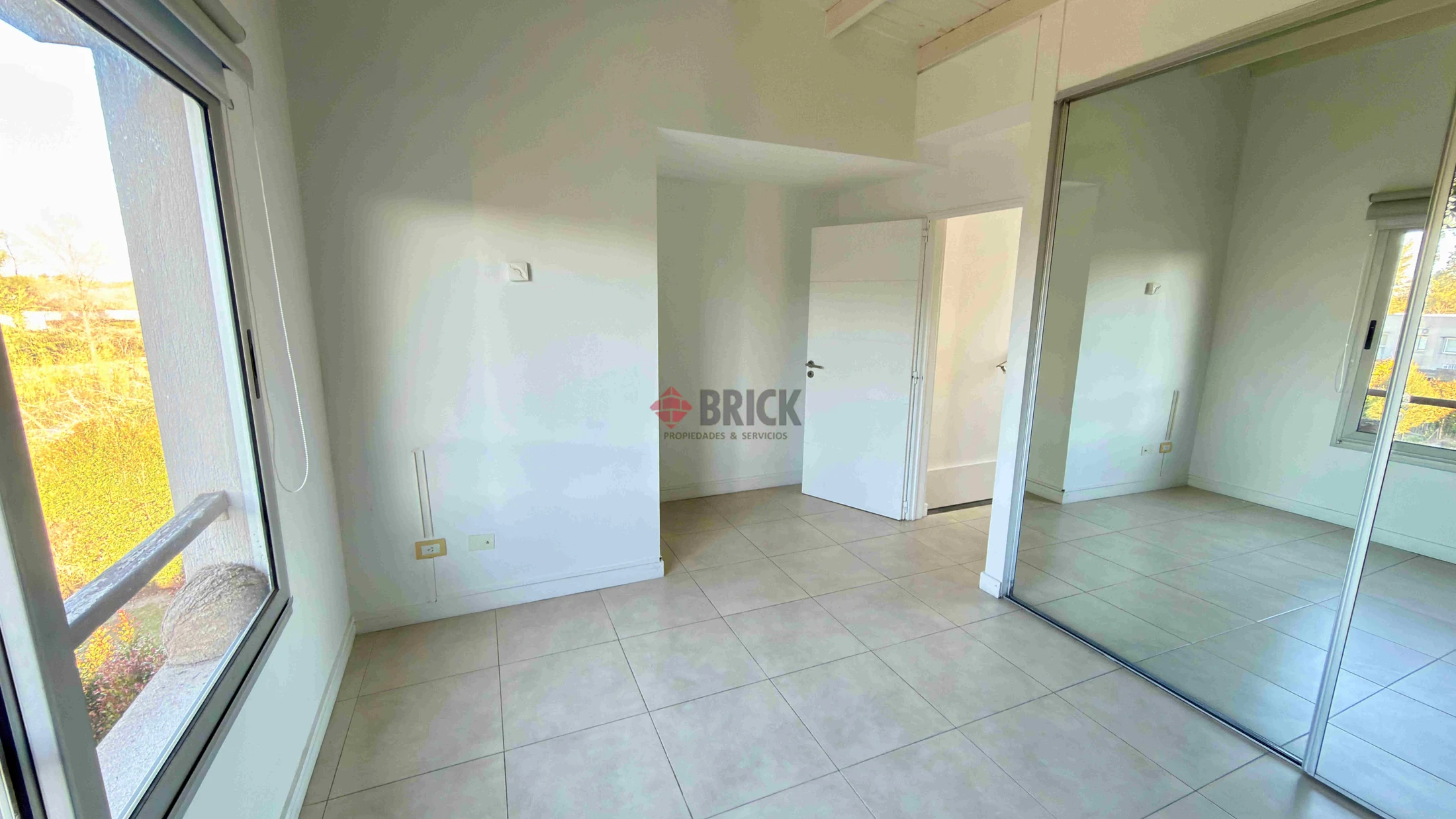 Bº LAGO ESCONDIDO 23