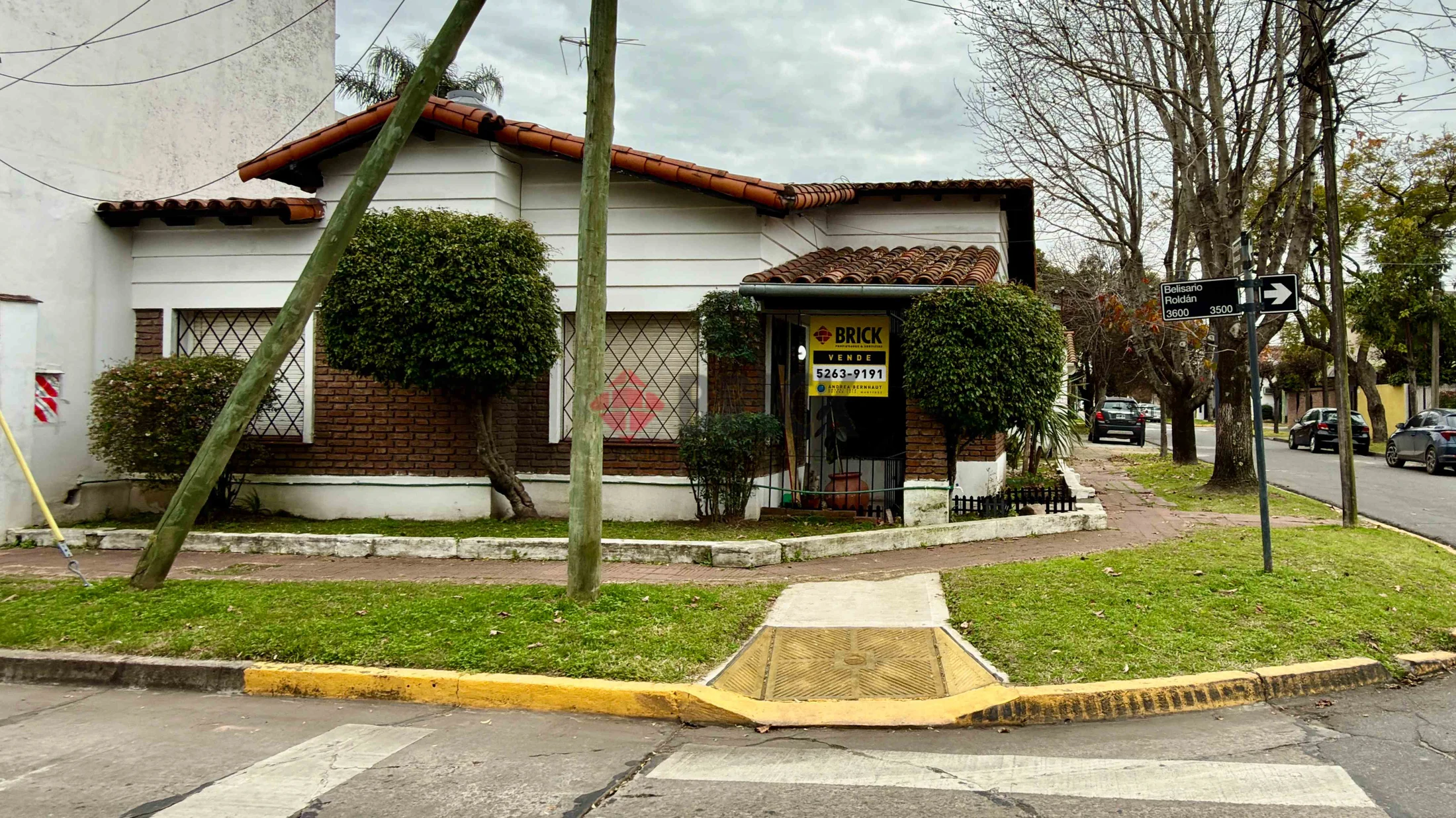 DOMINGO DE ACASSUSO al 6100 3