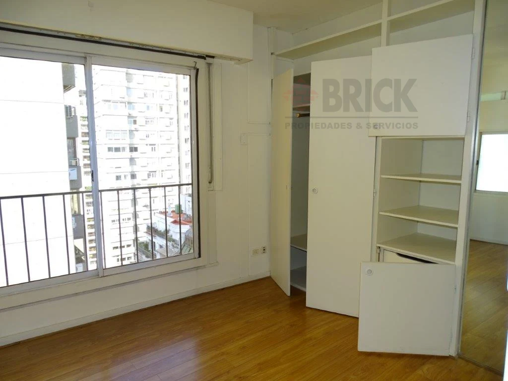 POSADAS al 1300 Piso 15 33