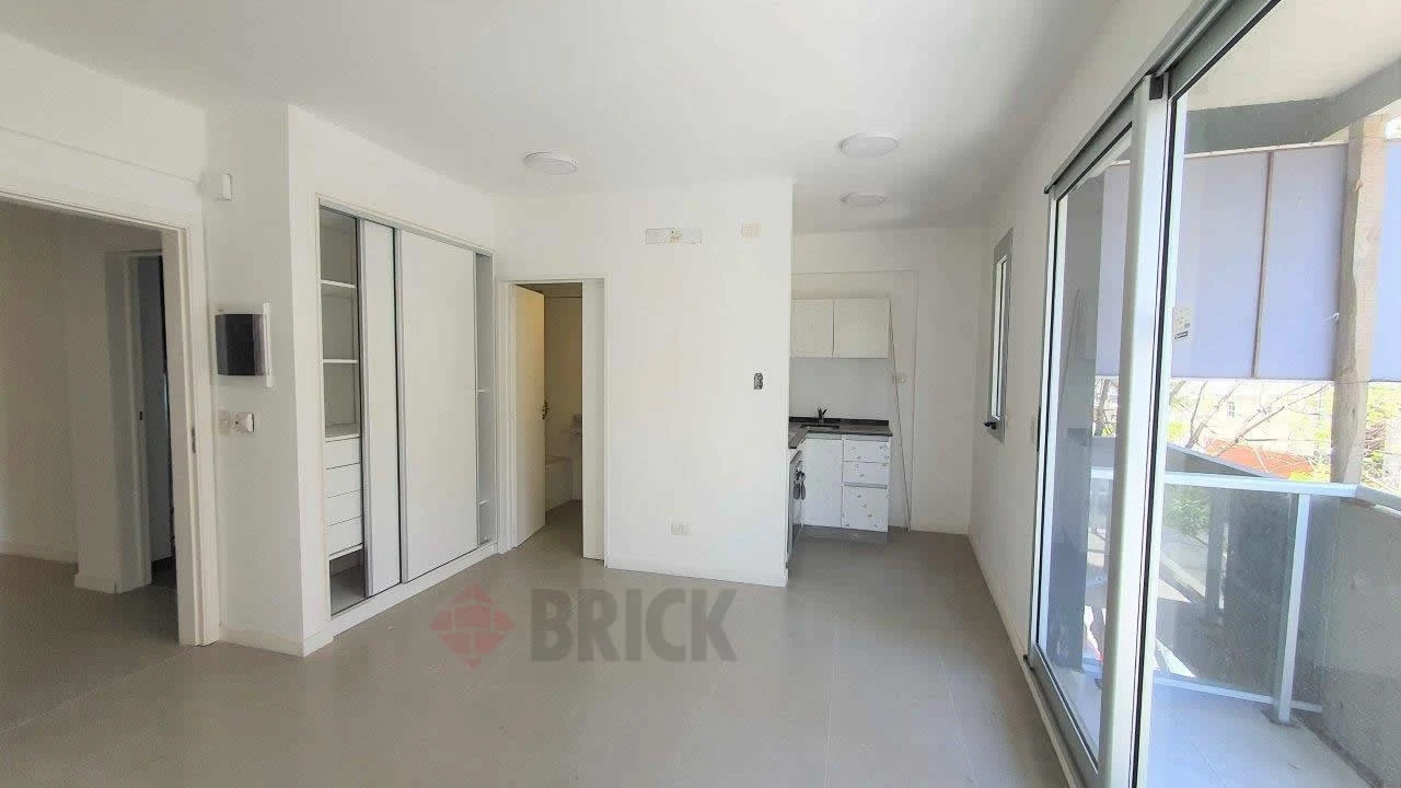CABRERA, JOSE ANTONIO al 3100 Piso 5 3