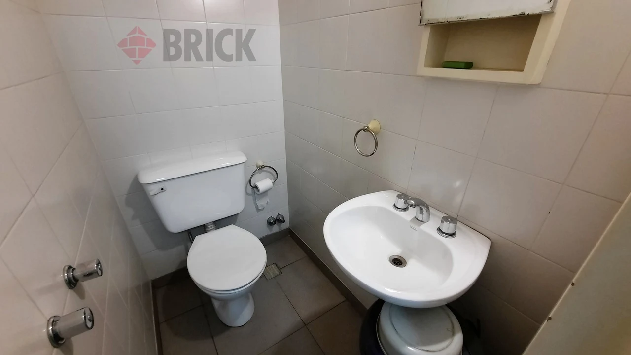 SALGUERO, JERONIMO al 2100 Piso 3 27