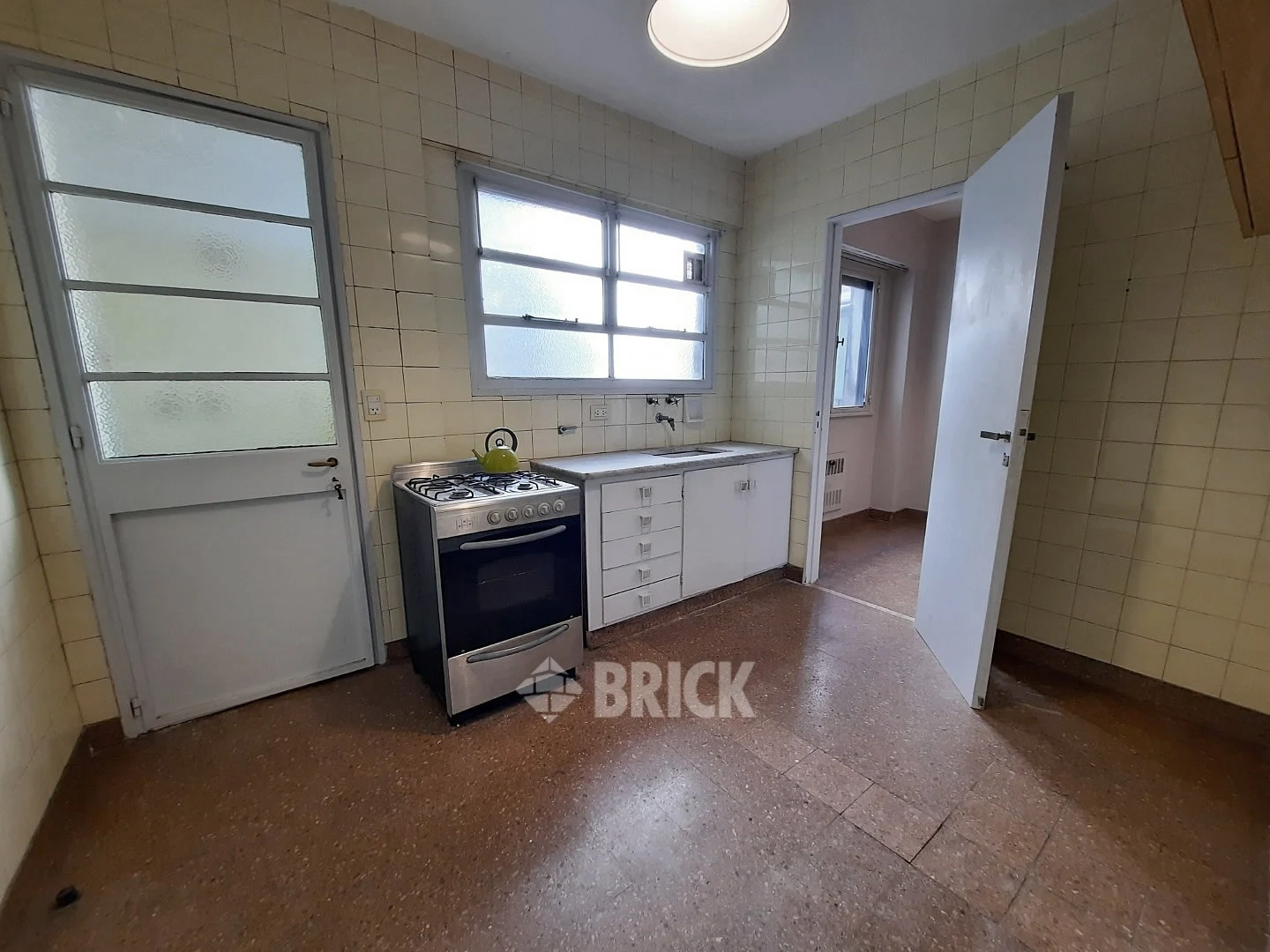 ARENALES al 2500 Piso 9 17