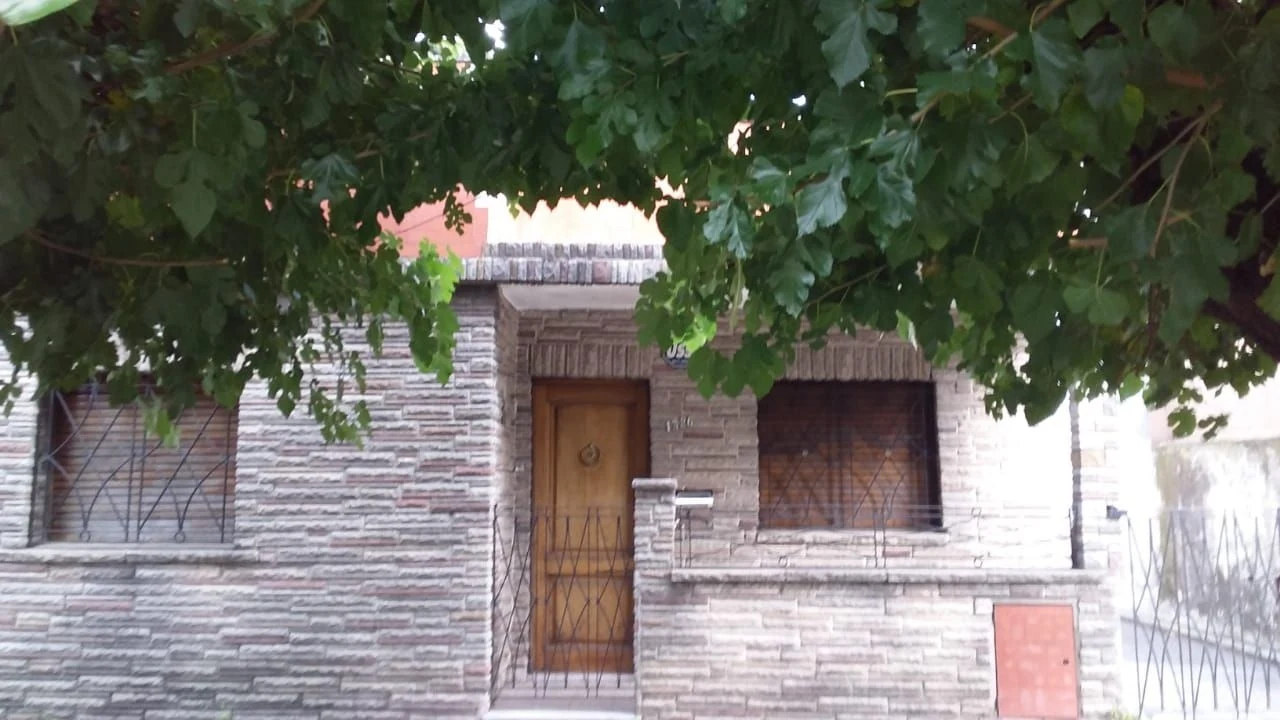 GUTIERREZ, JUAN MARIA al 1300 1