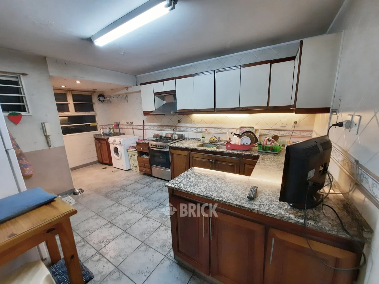 LAS HERAS GENERAL AV. al 2900 Piso 5 30