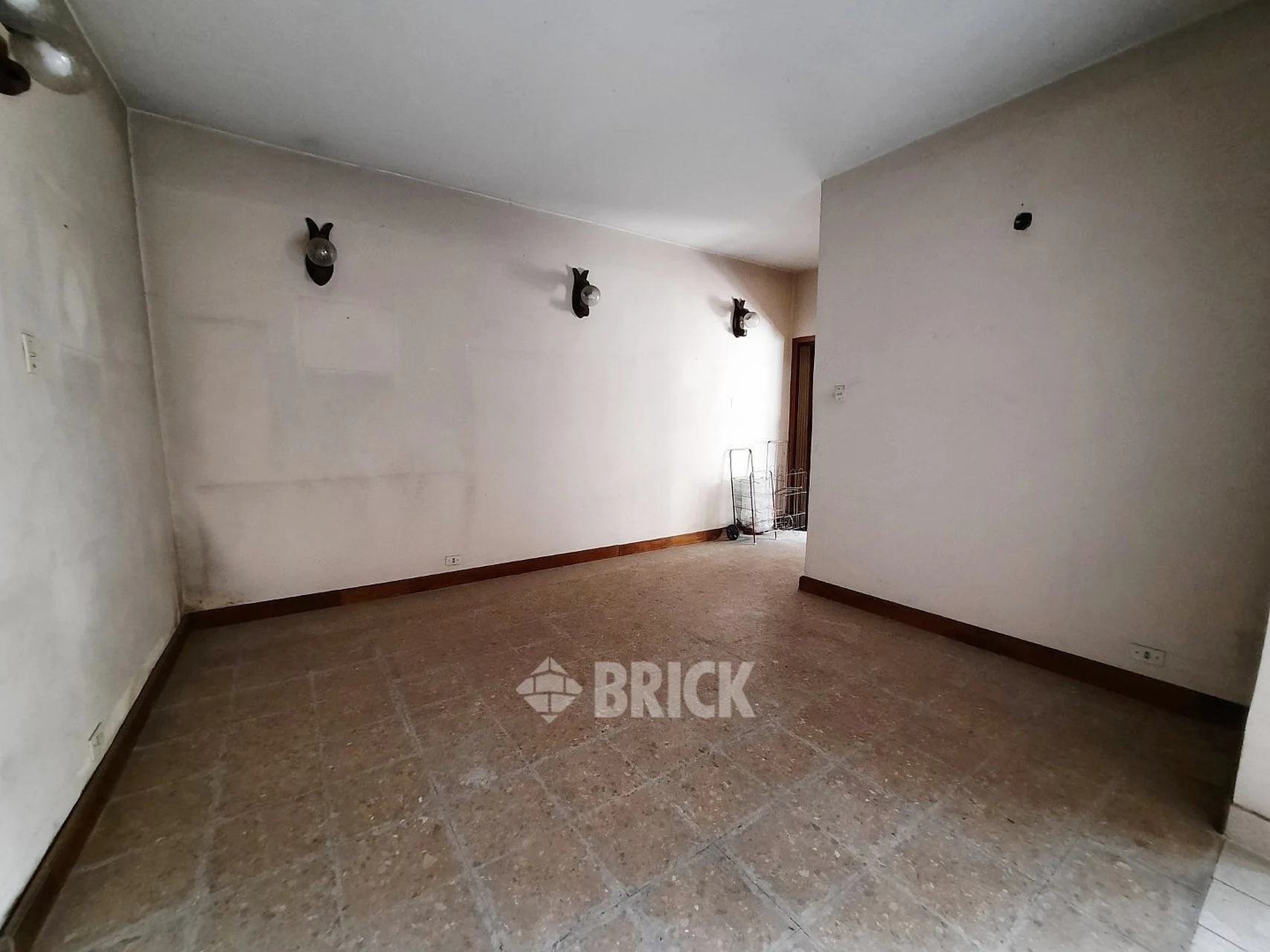 SANTA FE al 300 Piso PB 9