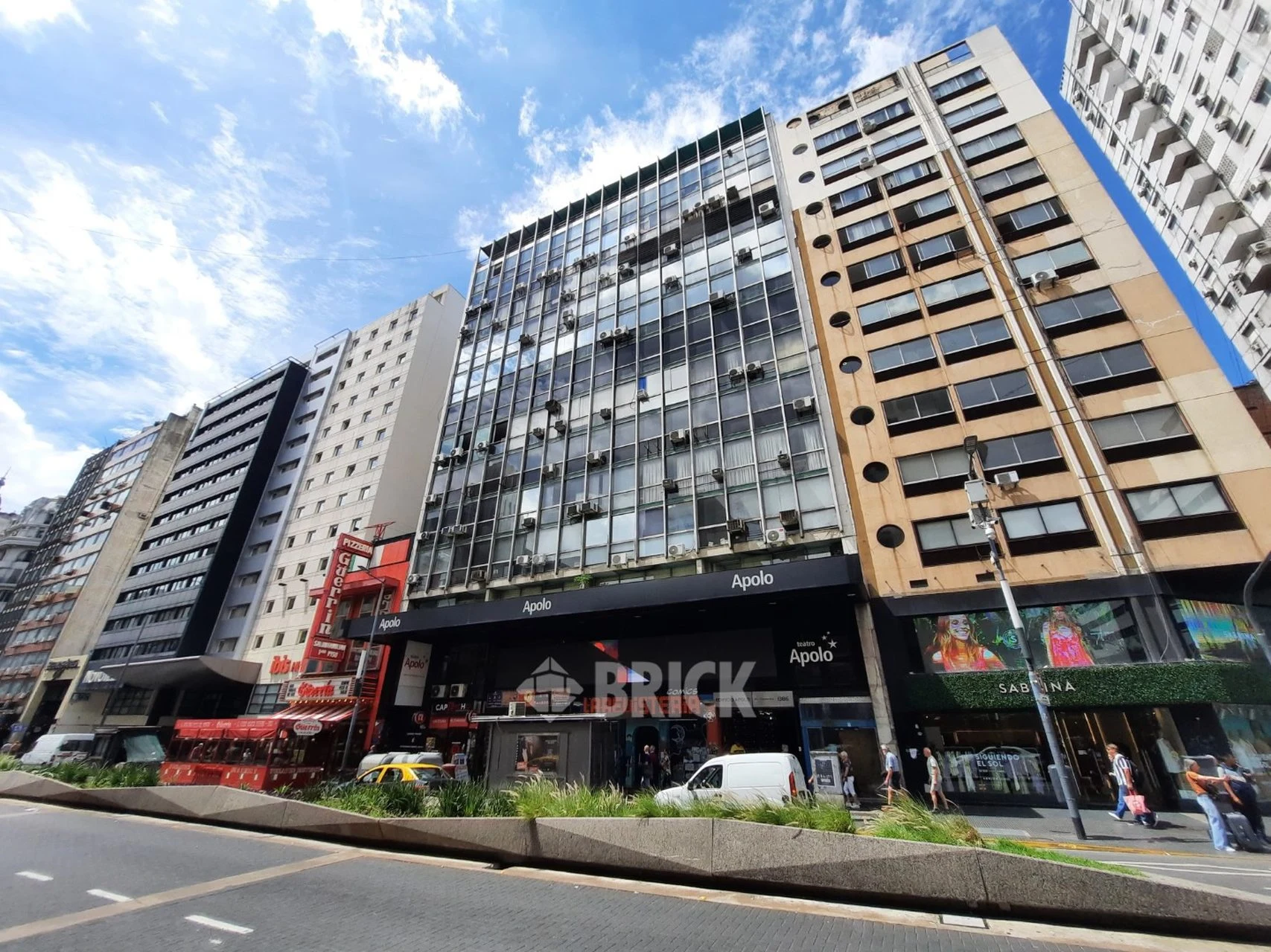 CORRIENTES AV. al 1300 Piso 2 30