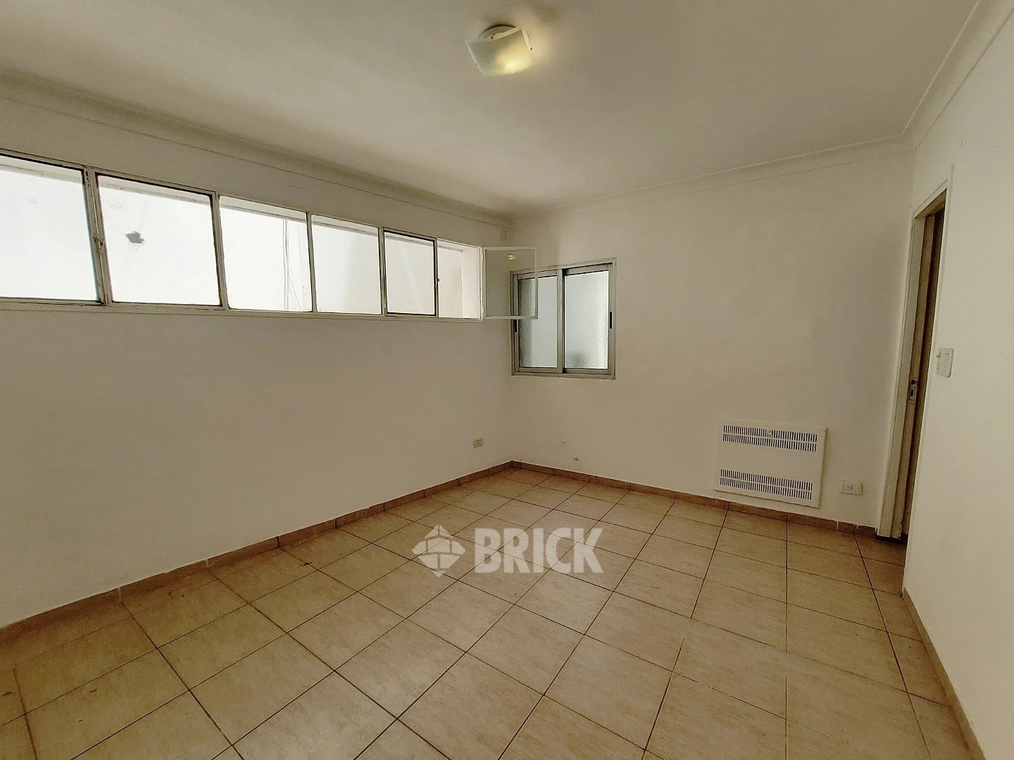 CORDOBA, AV. al 2400 Piso 1 18