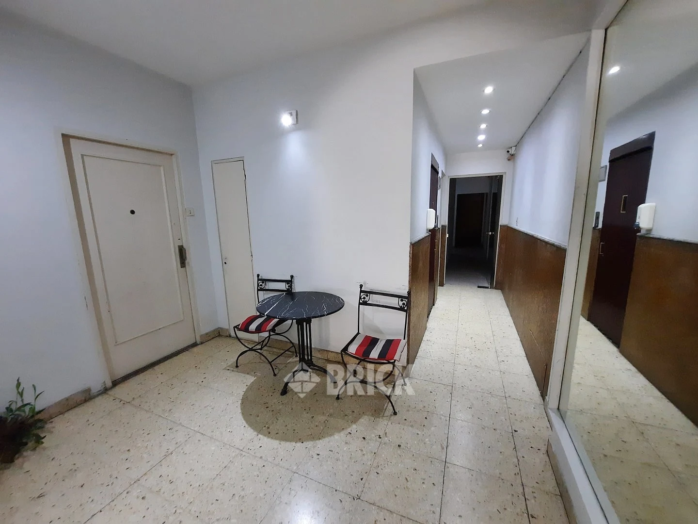 CORDOBA, AV. al 2400 Piso 1 27
