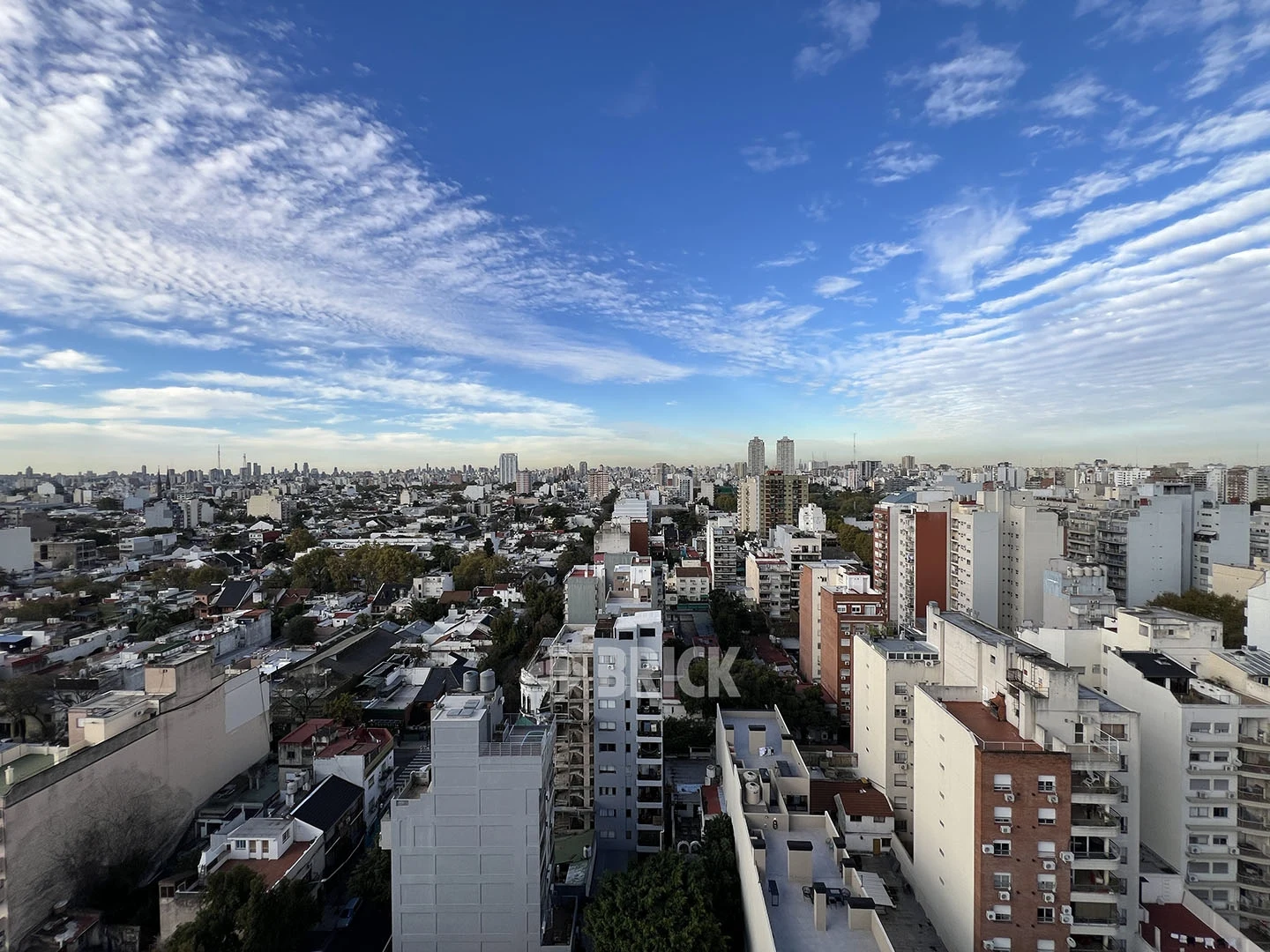 ARANGUREN, JUAN F., DR. al 1800 Piso 1 29