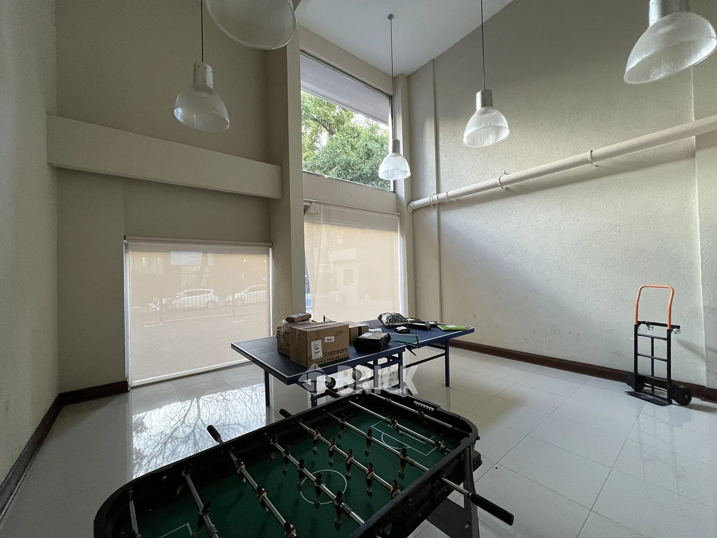 ARANGUREN, JUAN F., DR. al 1800 Piso 1 34