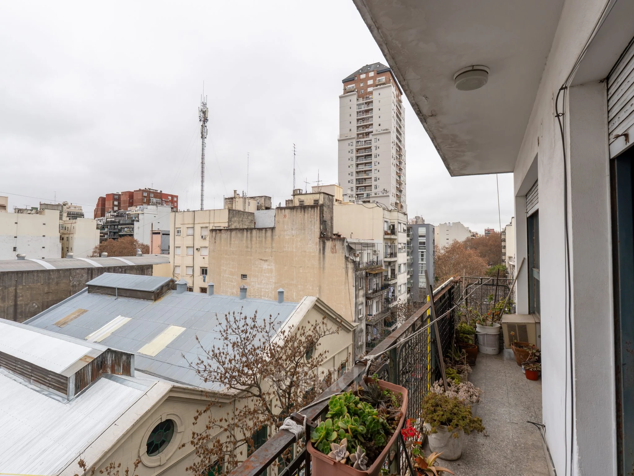 SARMIENTO al 4000 Piso 6 6